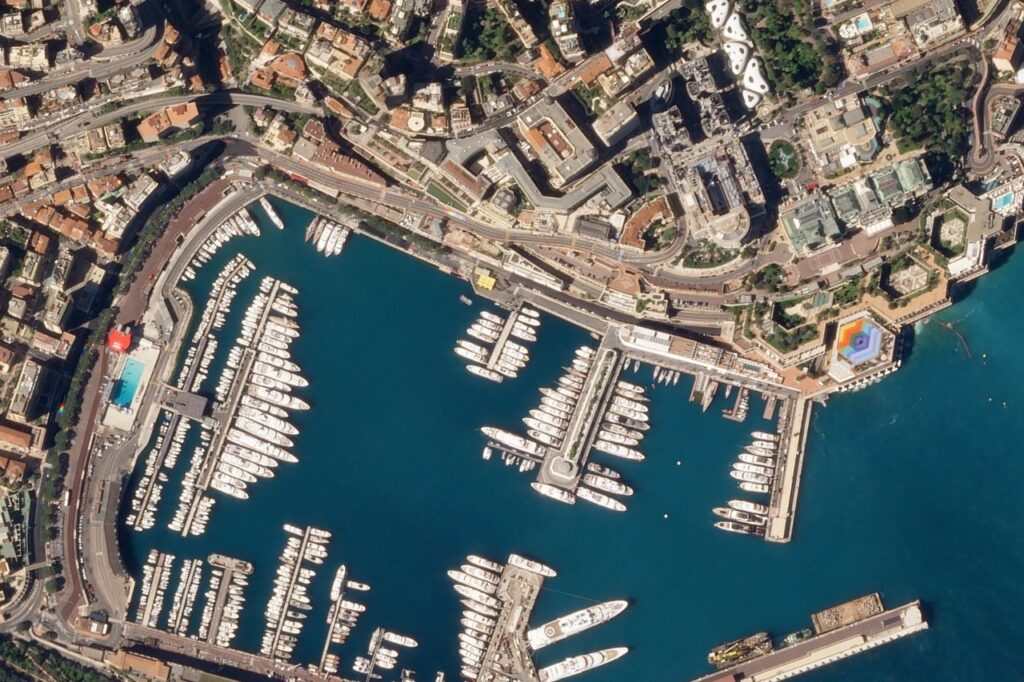 Circuit_de_Monaco,_April_1,_2018_SkySat_(cropped)