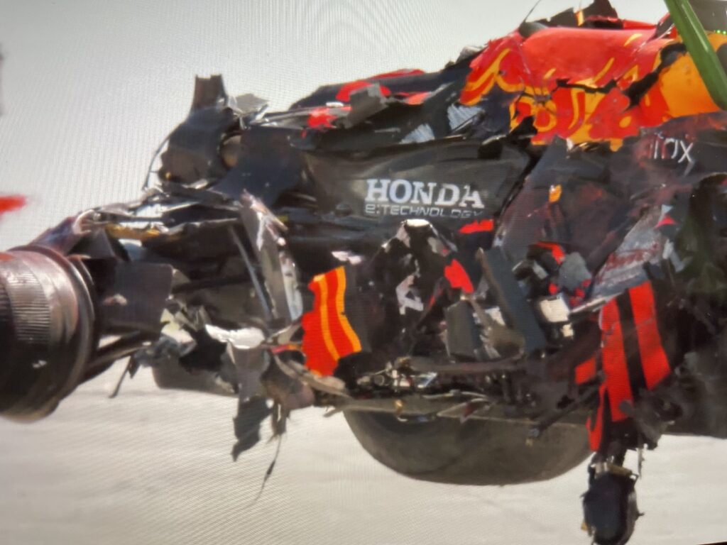 02882A0D-72AA-4AFD-AF9F-7B2209057006