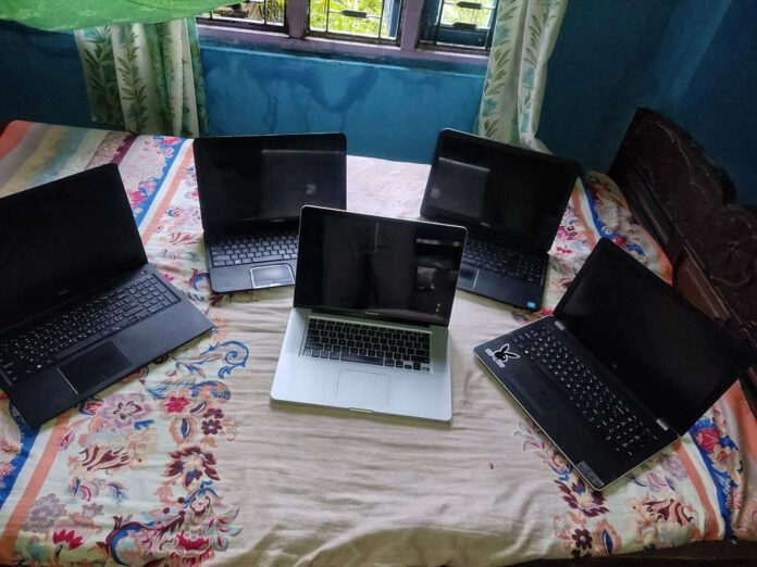 Verzin een Onderschrift - 27 augustus 2021