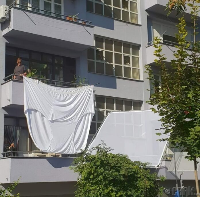 Verzin een Onderschrift 5 mei 2022