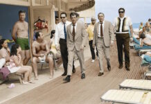 Terry O'Neill - Frank Sinatra, Miami 1968 - © Iconic Images & Terry O'Neill