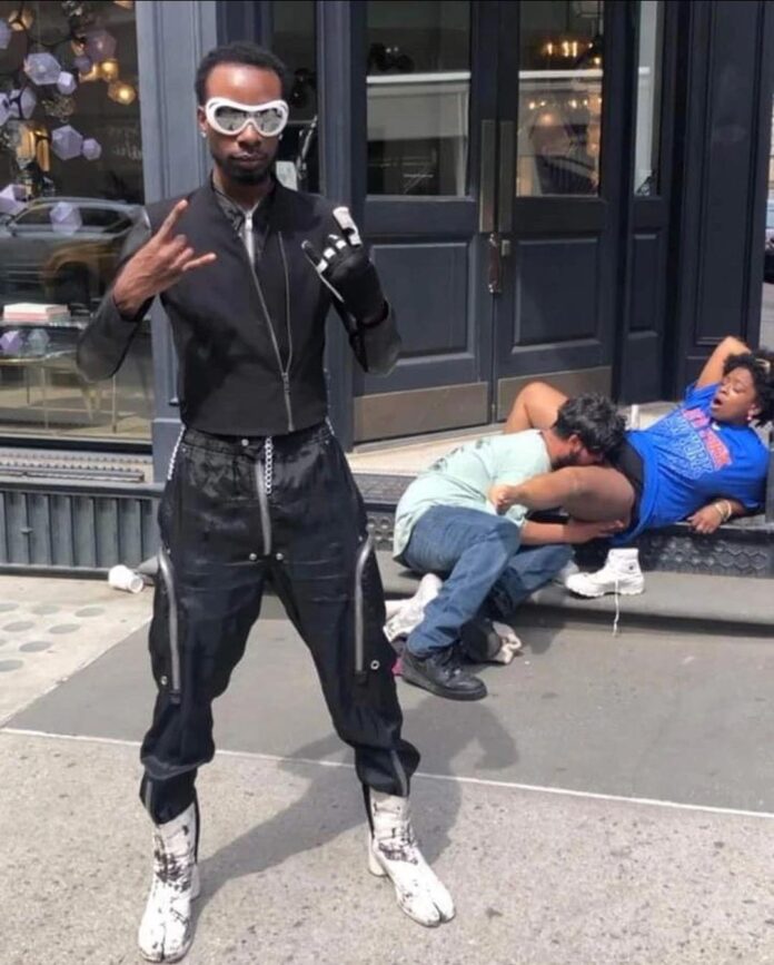 Verzin een Onderschrift 2 mei 2023 Verzin een Onderschrift 2 mei 2023