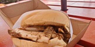 TravelPhotos.nl (c) CC Attribution-Share Alike 3.0 Unported - no changes